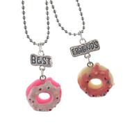 TEMOOUES Lot de 2 colliers élégants avec pendentif en forme de dessert et gâteau représentant une amitié douce pour un usage quotidien