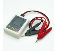 Testeur de tension de batterie avec mesure de résistance interne, rétroéclairage à économie d'énergie et arrêt automatique pour une analyse fiable de la batterie