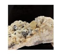Tetrahedrite sur dolomite 193.8 carats