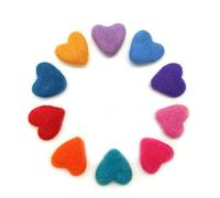 ThaiRoot Lot de 10 coeurs en feutre faits à la main 3 cm petits cœurs en feutre cœur en feutre coloré bricolage en forme de cœur en feutre de laine à 100 % boules en feutre de laine en forme