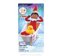 The Elf on the Shelf Polar Props - Ensemble Spa S'elf Care - Baignoire Taille Elfe, Petite Serviette de Bain, Masque de Concombre, Canard en Caoutchouc - Elfe Scout Non Inclus