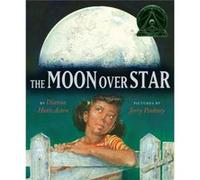 The Moon Over Star by Diana Hutts Aston Dianna Hutts Aston (Auteur)
