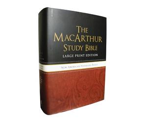 The NASB, MacArthur Study Bible, Large Print, Hardcover, 1995 Text: Unleashing God's Truth One Verse at a Time (Holy Bible, New American Standard Bible)