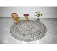 THE PIKKU INTERNATIONAL Tapis rond en jute denim tressé à la main style rustique pour salon, 90 x 90 cm