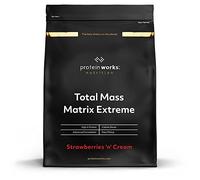 The Protein Works - Total Mass Extreme Gainer Musculation - Avec Shaker et Cuillère Doseuse Gratuite - Plus de 1000 Calories Par Portion - Fraise à la Crème, 1kg