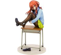 The Quintessential Quintuplets 1/8 Scale Pre-Painted Figure: Miku Nakano [Import Japonais]