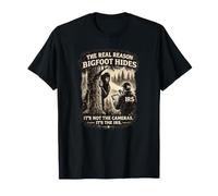 The Real Reason Bigfoot Hides | Drôle de fraude fiscale Sasquatch T-Shirt