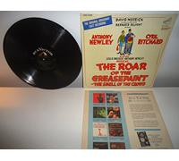 The Roar of the Greasepaint: The Smell of the Crowd