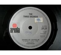 The Three Degrees - Giving Up, Giving In 7" (UK 1978)