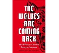 The Wolves are Coming Back by Julia Research Fellow Leser Julia Research Fellow Leser (Auteur)