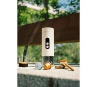 CREATE / THERA MOVE/Machine à expresso portable avec étui de transport pour capsules et café moulu blanc cassé/Préparation à chaud et à froid, 15 bars, capacité de 80 ml, 150 W