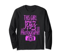 This Girl Runs on Jesus & Photography Bible Religieux Camera Manche Longue