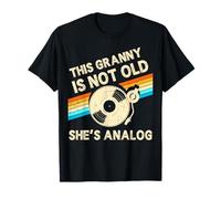 This Granny is Not Old Shes Vinyle rétro pour fête des mères T-Shirt