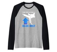 This Kid is Now A Blue Belt Karaté Arts Martiaux Garçon Manche Raglan