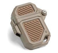 Thyrm PyroVault 2.0 Briquet armure compatible avec inserts Zippo, pour protection, moins d'évaporation et de conservation, fabriqué aux États-Unis (Arid (terre foncée plate + coyote))