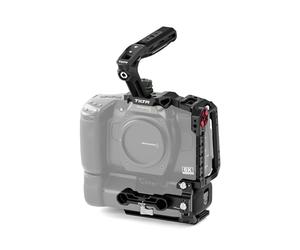 TILTA Camera Cage Compatible avec BMCC 6K avec poignée supérieure Xeno, Support pour Disque SSD, Support pour Canne à pêche et Adaptateur HDMI 90 degrés Kit de Base TA-T64-B-B