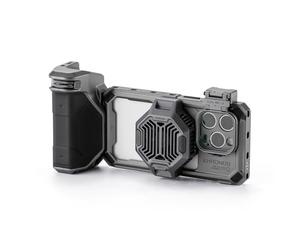 TILTA Khronos TK-IP15-PC-SG Cage de téléphone pour iPhone 15 Pro avec système de refroidissement, poignée Focus PD, plateau de filtre à dégagement rapide et filtre magnétique FSND 0,6/1,2, étui pour