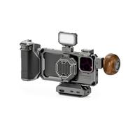TILTA Khronos TK-IP16-PMB-SG Cage de téléphone compatible avec iPhone 16 Pro Max avec poignée en bois, système de refroidissement, poignée Focus PD et mini panneau LED Gris sidéral