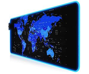 Titanwolf Tapis de Souris de Jeu RVB - 800 x 300 mm - XXL - LED Multicolore - 7 Couleurs LED Plus 4 Modes d'effets - pour précision et Vitesse - Dessous caoutchouté - Lavable - Carte du Monde Bleue
