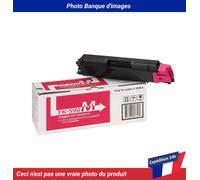 Kyocera TK 590M - Magenta - original - cartouche de toner - pour Kyocera FS-C2026, FS-C2126; ECOSYS M6023, M6026, M6526, P6026; FS-C5250