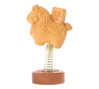 TOBBOMEY Figurine Cheval à Bascule en Bois Sculpté, Statuette Miniature Zodiac Chinoise 2026, Ornement Feng Shui Richesse et Prospérité, Décoration Maison et Bureau, Micro-Décoration