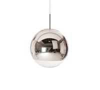 Tom Dixon Mirror Ball Suspension LED argenté - ø40 cm Ce luminaire comporte des modules à LED prémontés de classes énergétiques A A++, A+, A