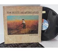 TOM PETTY AND THE HEARTBREAKERS - TOM PETTY AND THE HEARTBREAKERS southern accents, MCF 3260