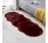Tomifine Tapis en Peau de Mouton synthétique, Tapis Salon en Fausse Fourrure, Man Made Luxe Tapis de Canapé Coussin Cozy Sensation comme véritable Laine (Rouge foncé,80 x 180 cm)