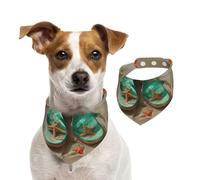 Tongs sur une plage de sable, bandanas d'été pour chiens, lavables, réglables et triangulaires, bavoirs mignons pour chiens de taille moyenne et grande taille, chiots et chats de petite taille