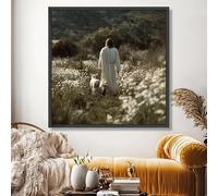 TONGYINLI Affiches et reproductions de Jésus marchant avec l'agneau, peinture sur toile de paysage pastoral, tableau d'art mural religieux inspirant (20x20cm/cadre intérieur)