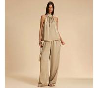 Top à encolure ras-du-cou kaki clair unicolore assorti à un pantalon en satin. Ensemble 2 pièces en satin pour femmes, costume en satin élégant pour l'été, tenues pour sortir, tenue d'invité de mariag
