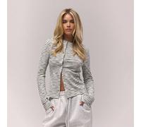 Top à manches longues asymétrique avec boutons, col rond côtelé, rayures. Automne, vieux style argent, mignon, confortable, style campagne. Décontracté, loungewear pour femmes. Couleur caramel, élégan
