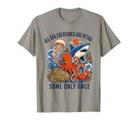 Toutes Les créatures Marines sont des Requins rétro Pettable Some Only Once T-Shirt