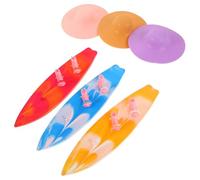 TOYANDONA Lot de 3 Mini Planches de Surf pour Poupée avec 3 Paires de Bottes et 3 Chapeaux Accessoires de Poupée pour Jeux de Plage D’été Décorations de Fête Réaliste