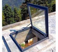 Trappe d'accès carrée pour toit plat avec étanchéité haute performance, ouverture facile à 80 ° pour l'entretien de toit de bâtiment et de maison commerciale