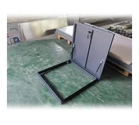 Trappe d'accès de toit commerciale, acier galvanisé avec revêtement en poudre pour l'entretien et l'accès d'urgence, dimensions intérieures