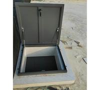 Trappe d'accès de toit pour toits plats de 50,8 à 101,6 cm | Fenêtre de toit encastrée avec jeu de vis (65 x 80 cm)