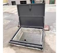 Trappe de toit commerciale avec revêtement en poudre galvanisé, porte de secours sécurisée pour accès à l'entretien des bâtiments et design résistant aux intempéries, facile à installer