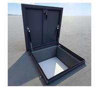 Trappe de toit en acier galvanisé robuste, fenêtre de toit de sécurité avec poignée pour accès d'urgence dans les centres commerciaux et terrasses, design durable pour des ouvertures sûres