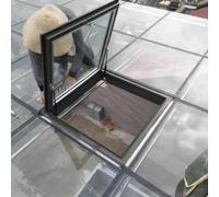 Trappe de toit personnalisable avec double couche en verre trempé pour grenier/véranda et fenêtre de sous-sol haute étanchéité (81,3 x 91,4 cm) Solution d'accès écoénergétique et résistante aux