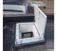 Trappe de toit verrouillable en acier pour un accès facile à la fenêtre de toit - Porte d'entretien avec poignée idéale pour un accès sûr au toit et l'inspection des fenêtres de toit (55)