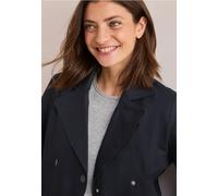 Trench-coat court