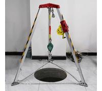 Trépied de sauvetage d'urgence portable - Capacité de 816,5 kg, treuil de 30 m, palan robuste de protection contre les chutes pour les opérations de sécurité et la récupération des espaces confinés