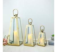 TRIROCKS Set de 3 Lanternes Métalliques Suspendues en Acier Inoxydable 54/40/27,5 cm Haut, Porte-Bougie Extérieur avec Verre Trempé pour Décor Maison, Salon (Triangle Doré)