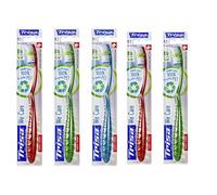 TRISA We Care Lot de 5 brosses à dents durables fabriquées à partir de bouteilles recyclées PET - Manche en PET 100% recyclable - Poils écologiques en huile de ricin - Fabriqué en Suisse - 686166