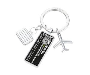 TROIKA Porte dresse Pendentif Adresse CODE24 - 3 Charms Avion Valise et Plaque - Inclus 2 ans de Service de Découverte Gratuit après enregistrement - Métal moulé - Chromé - Argent, tons argentés,