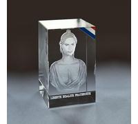 TROPHEES DES VAINQUEURS Bloc en Verre 3D Marianne | Trophée et Objet de Prestige en Verre Gravé | Décoration Républicaine et Cadeau Institutionnel - M13