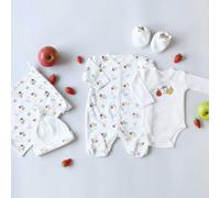 Trousseau naissance blanc 1 mois