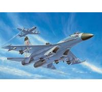 Russian Su-27 Early Type Fighter - 1:72e -