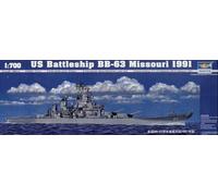 (TRU05705) - Trumpeter 1:700 - USS Missouri Battleship BB-63 1991